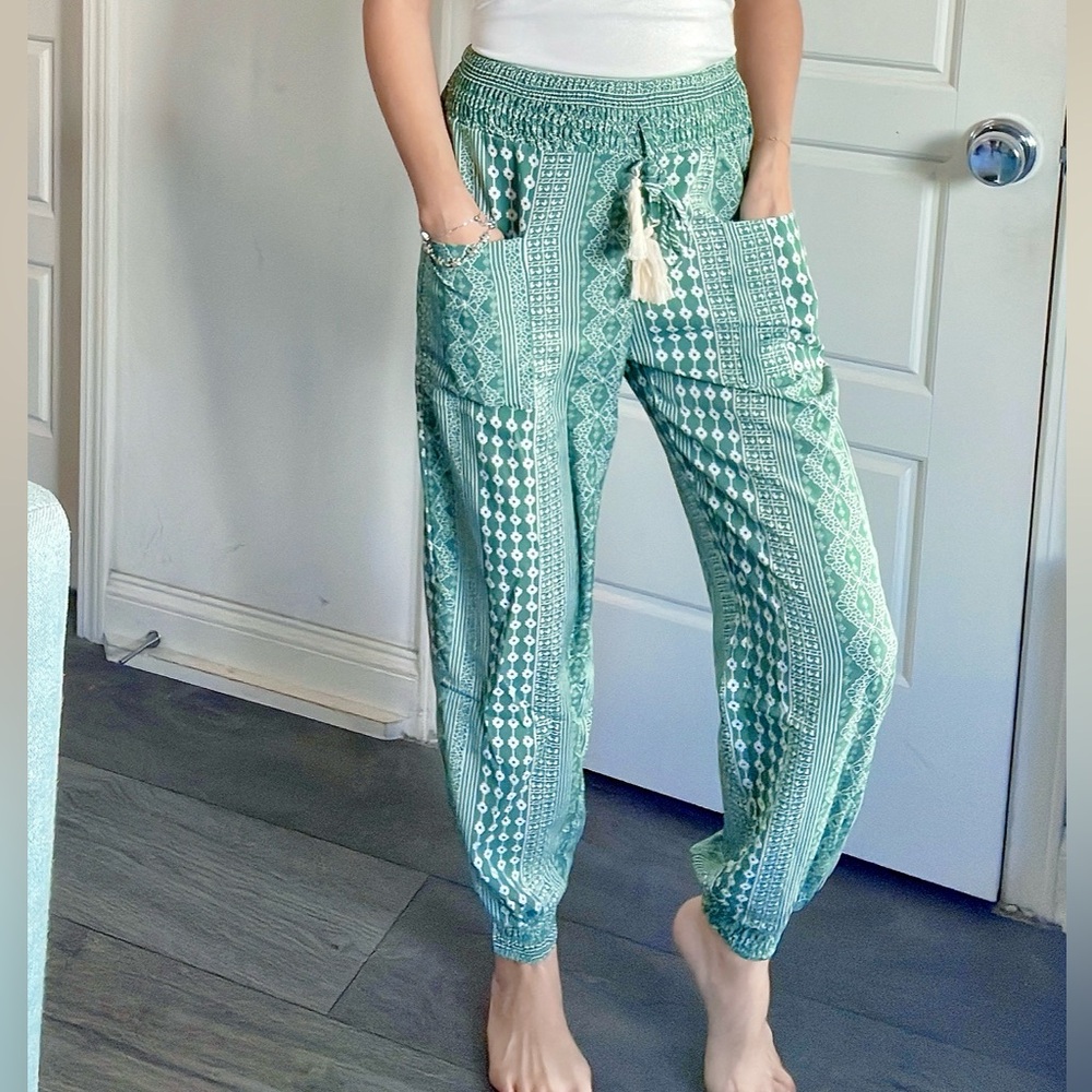 011 Boho Green Geo Print Stretch Waist Joggers - Picture 3 of 12